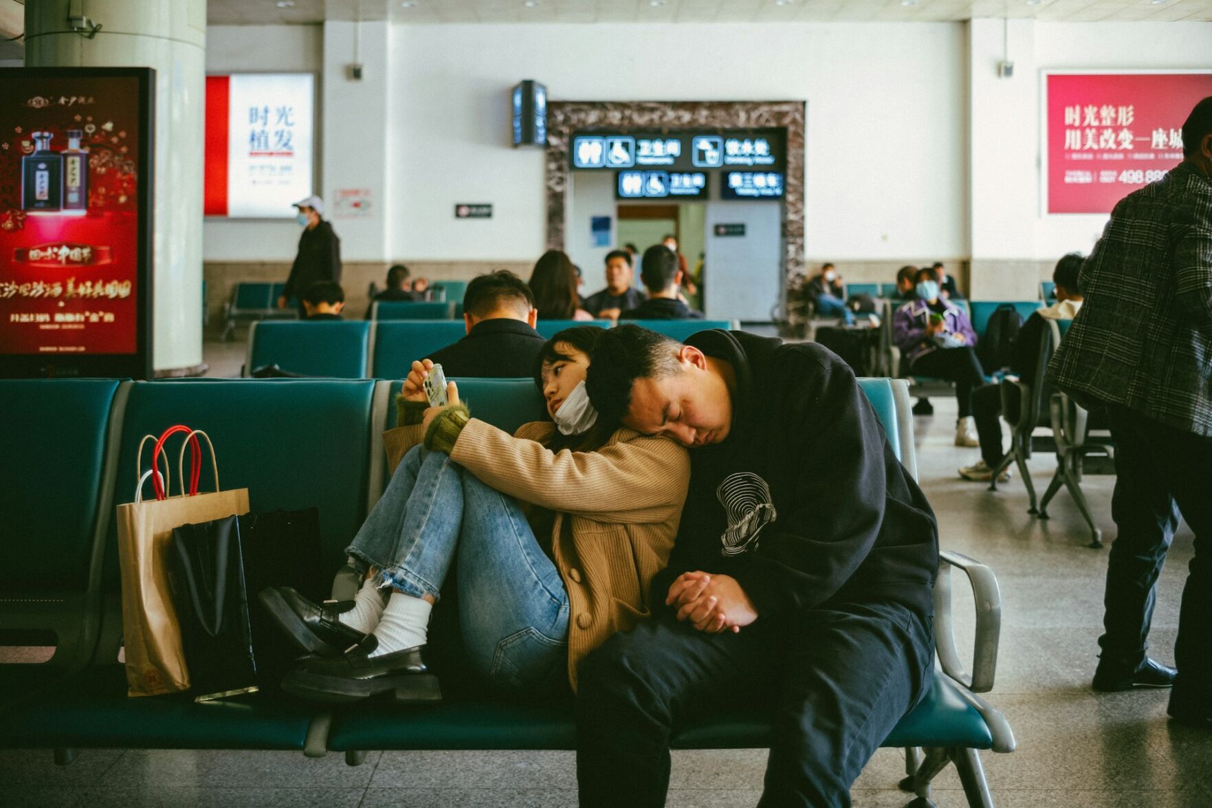 tommao-wang-MT4_d1g7B8c-unsplash